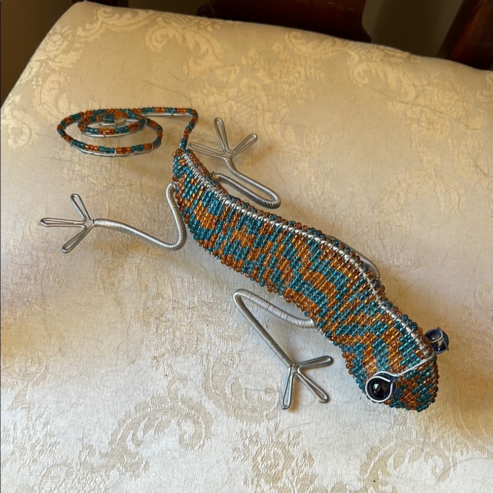 Handmade beaded wire lizard, gecko folk art decoration